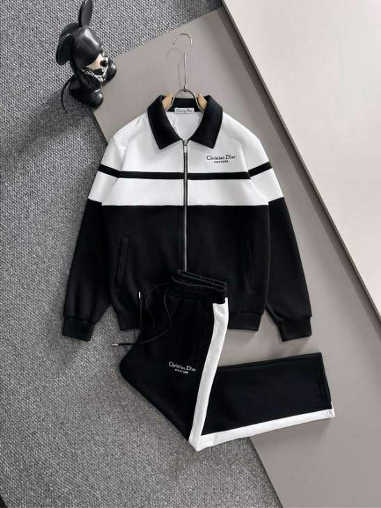Picture of Dior Sweater Suits _SKUDiorM-3XLomtr13938512